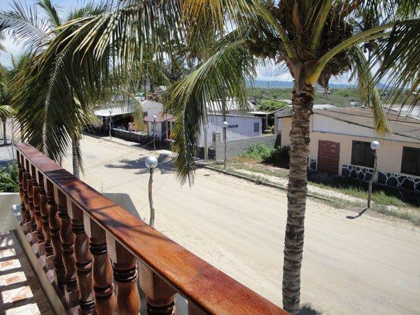 Casa Los Delfines Puerto Villamil Exterior foto